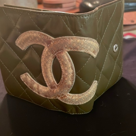 Vintage Chanel small wallet from 2004-2005. - Picture 1 of 6